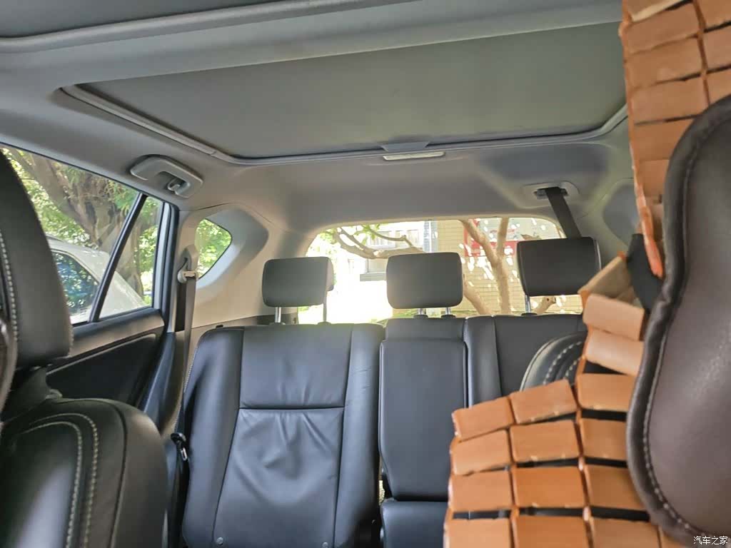 Toyota RAV4, 2018 9