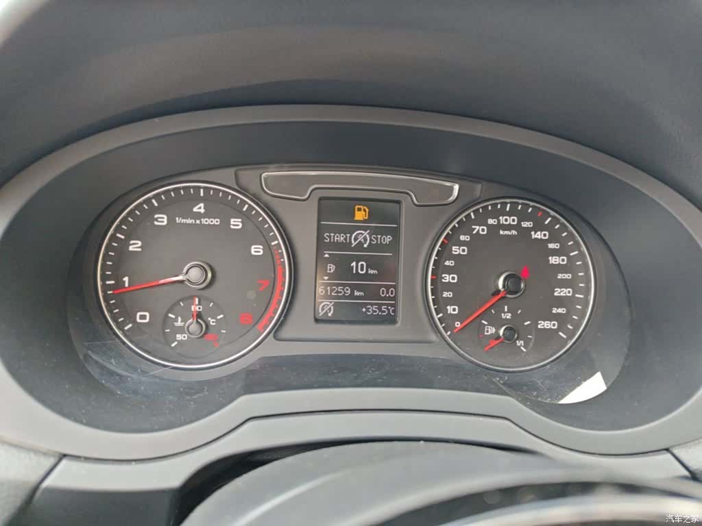 Audi Q3, 2019 12