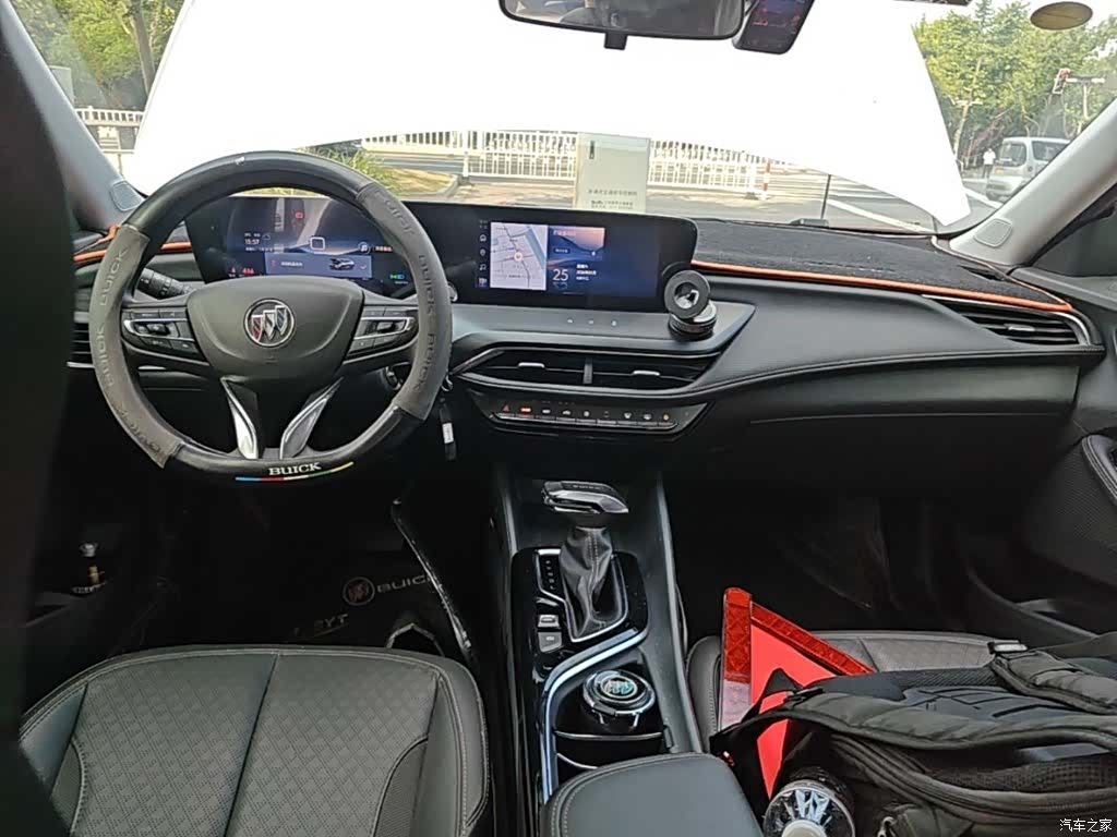 Buick Verano, 2023 10