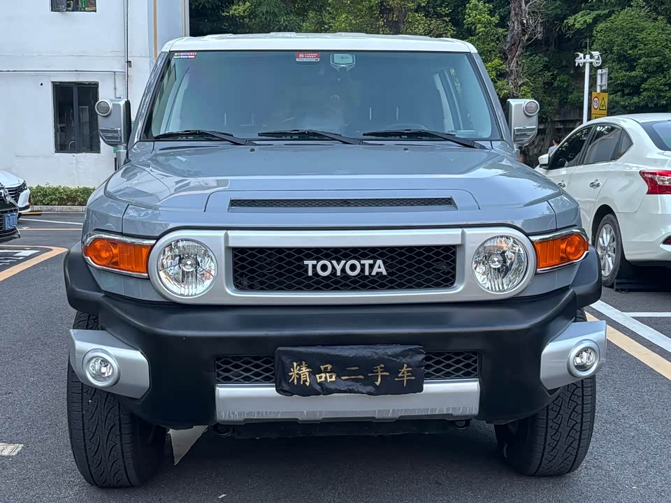 Toyota FJ Cool Luze