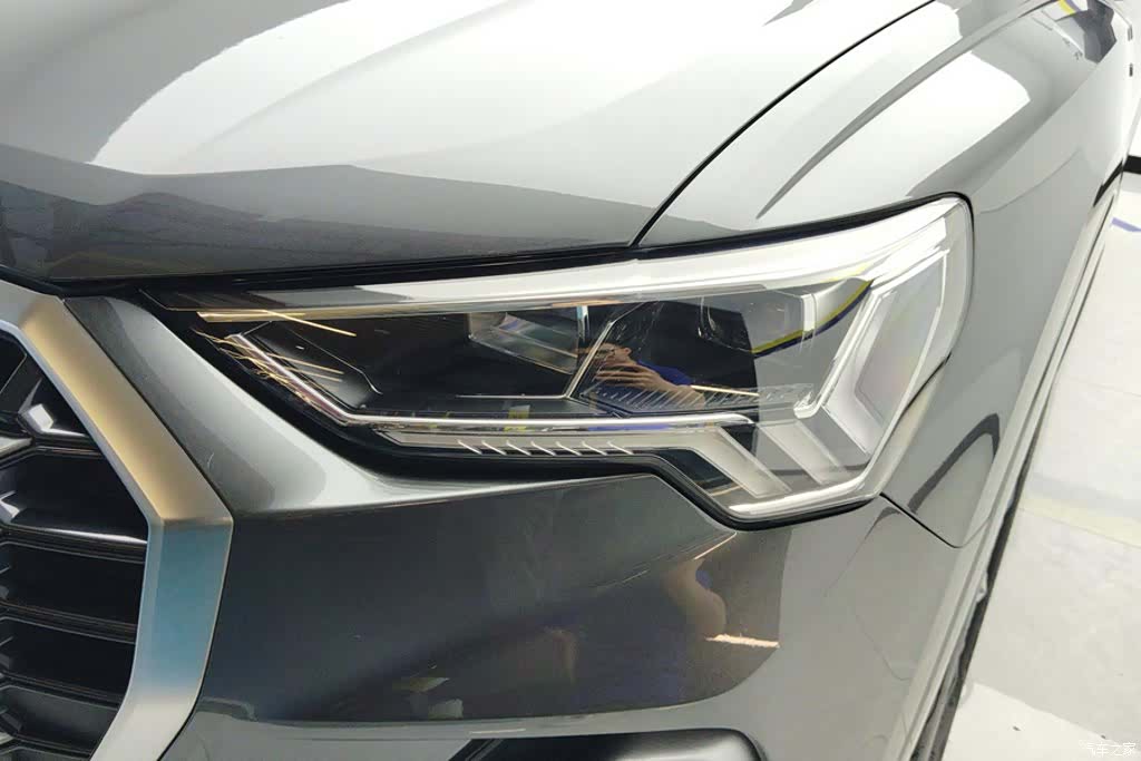 Audi Q3, 2019 все фото