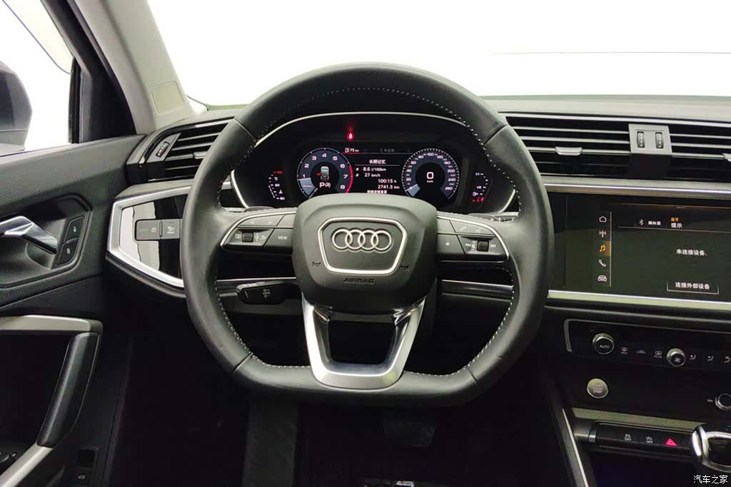 Audi Q3, 2019 15