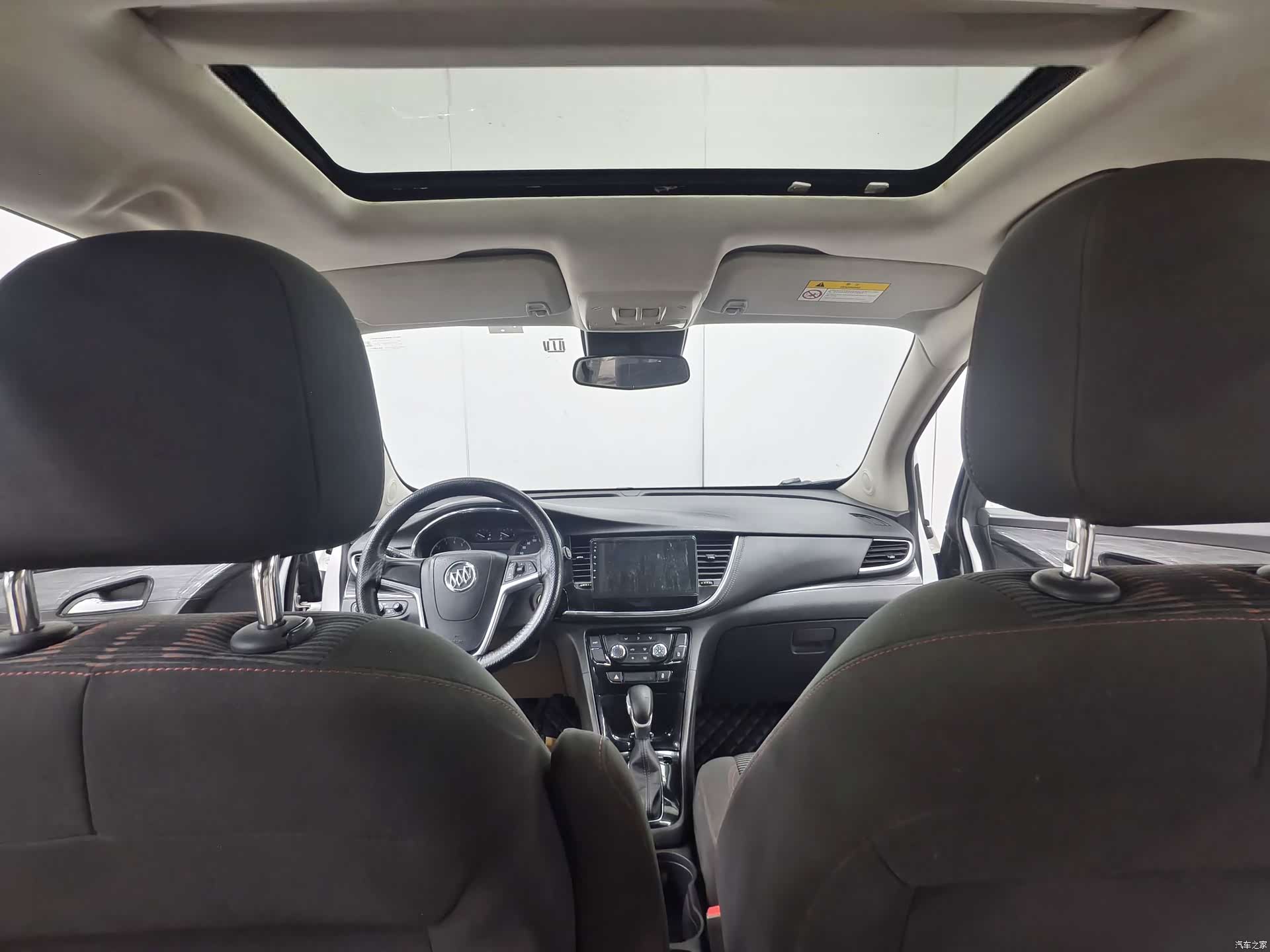 Buick Encore, 2017 10