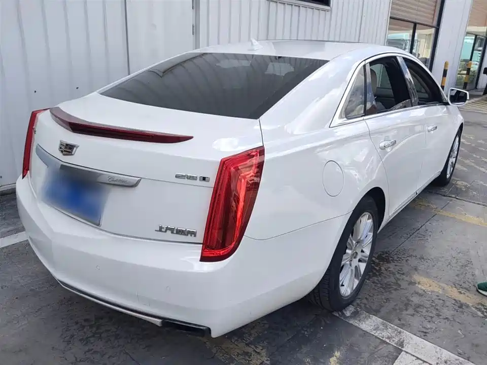 Cadillac XTS