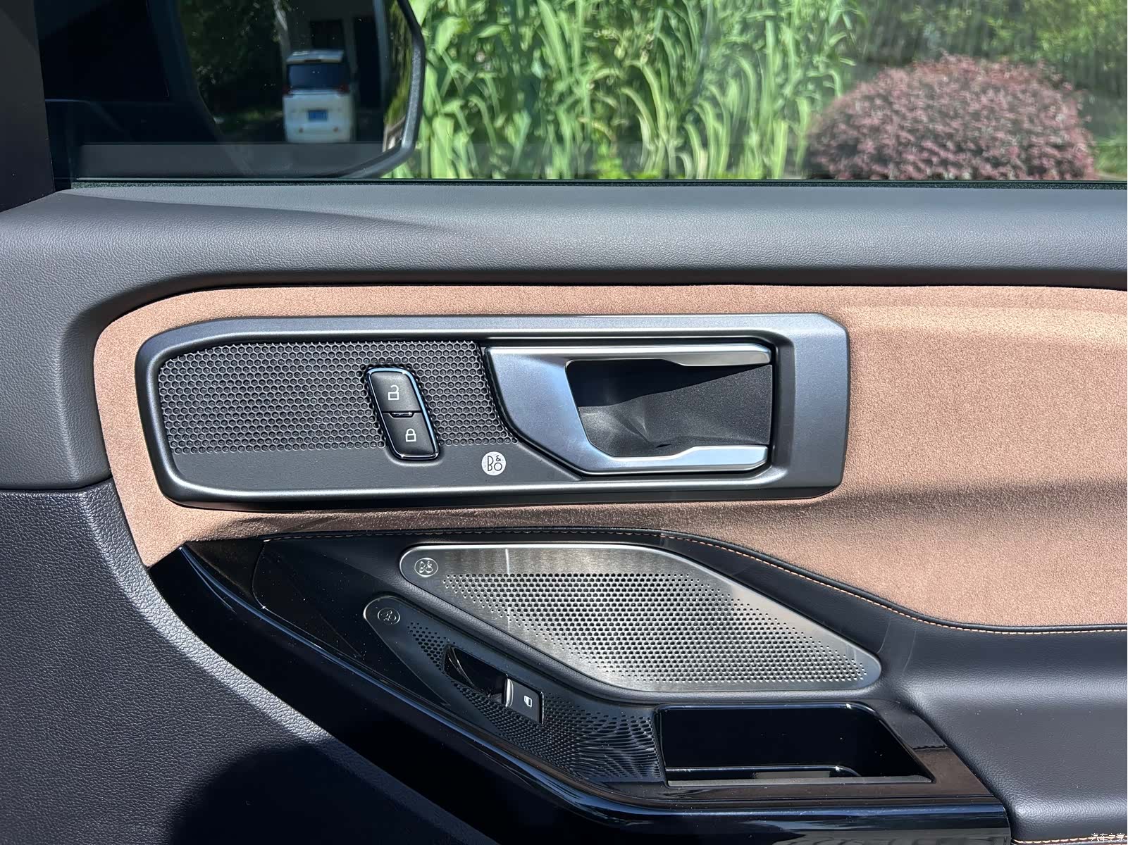 Ford Explorer, 2026 15