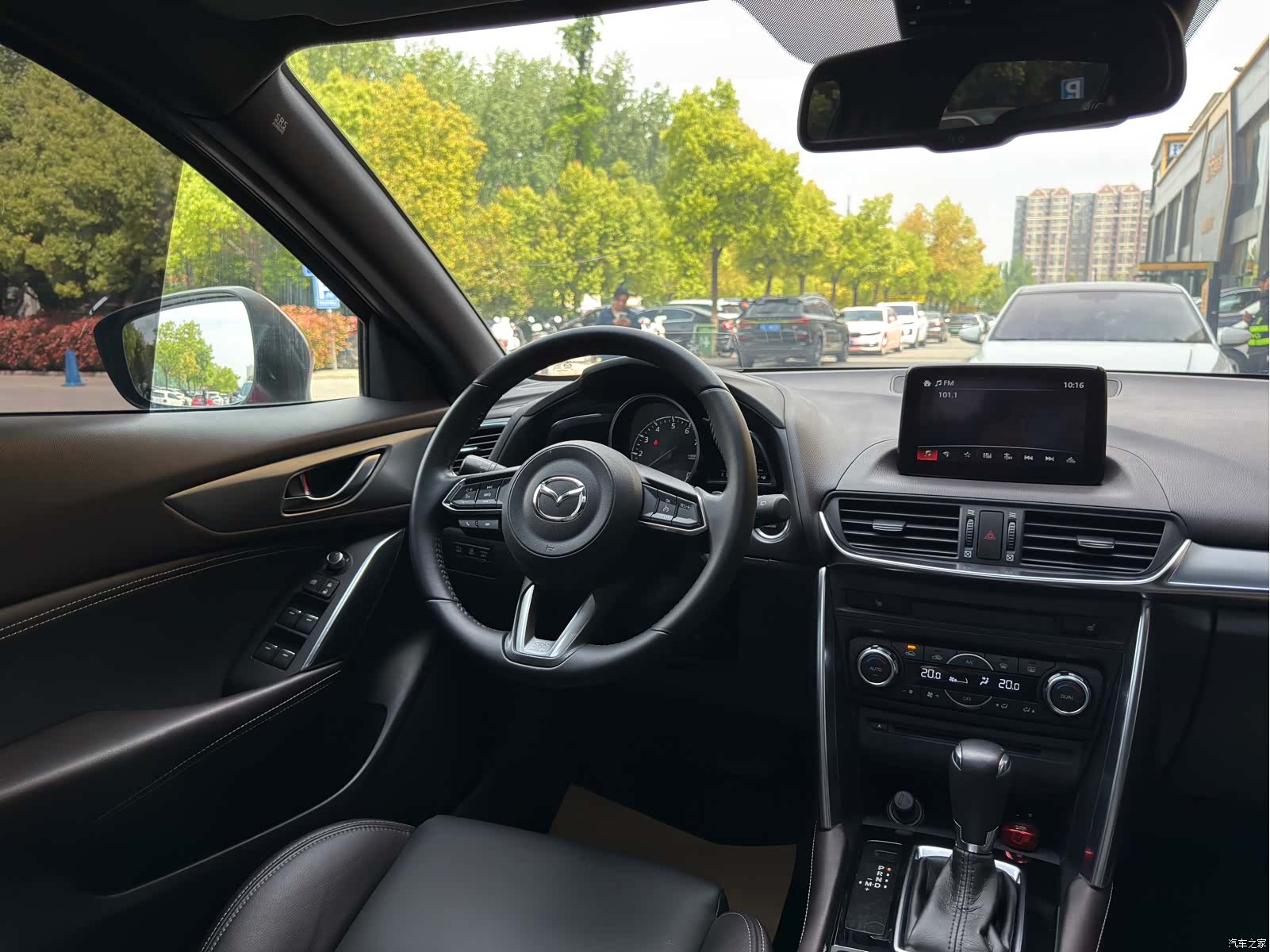 Mazda CX-4, 2017 11