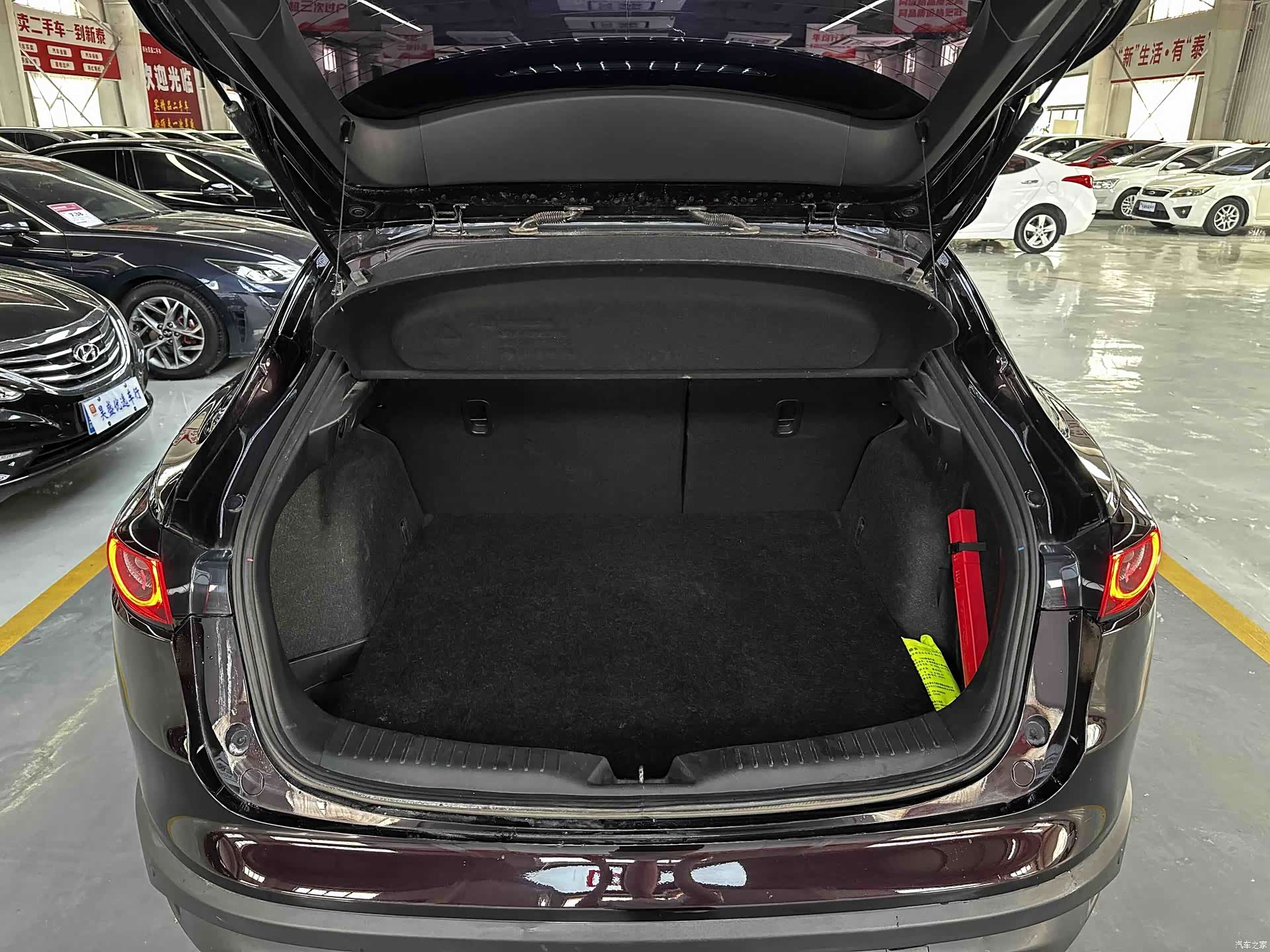 Mazda CX-4, 2022 17