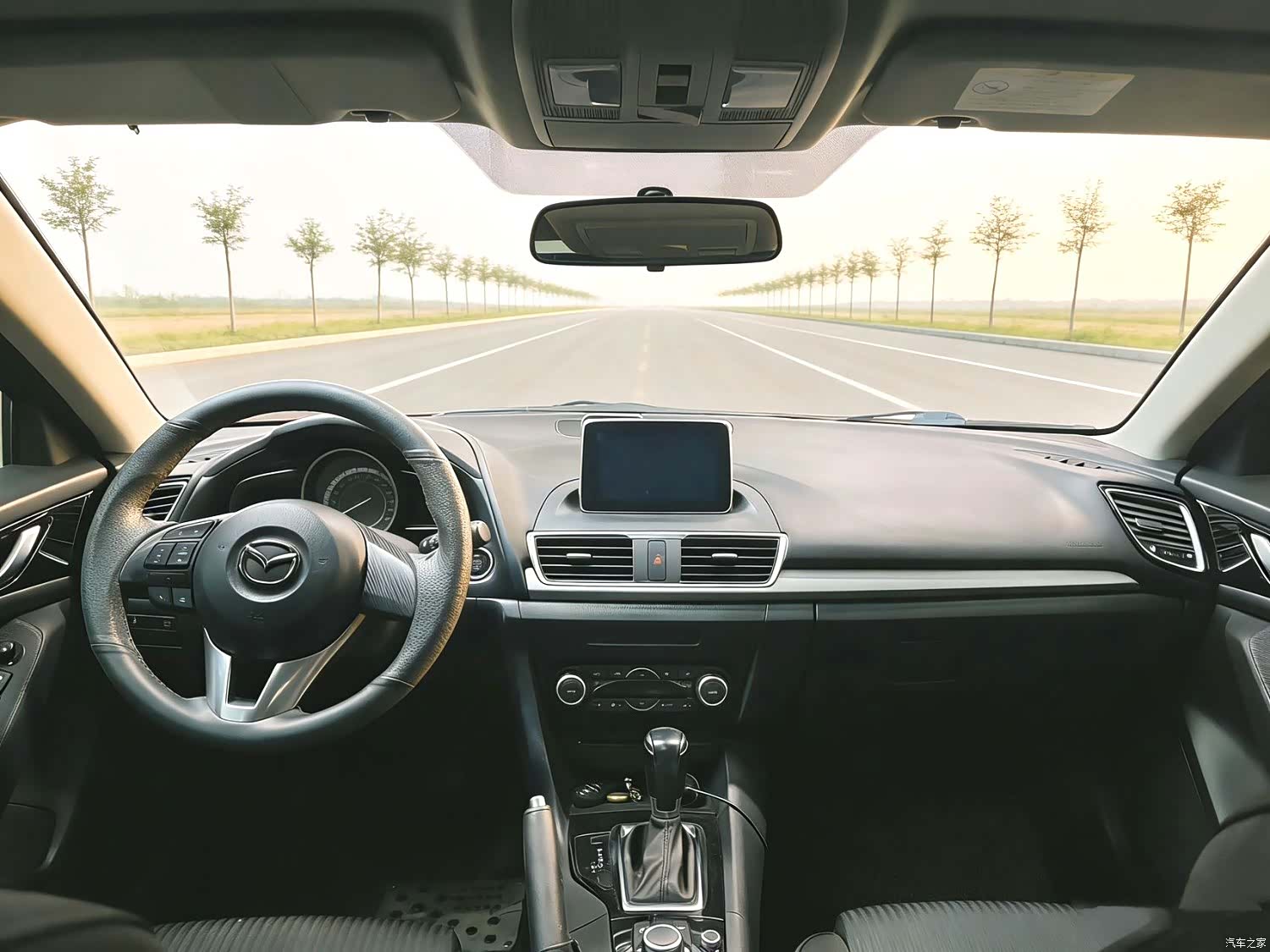 Mazda Mazda3, 2015 все фото