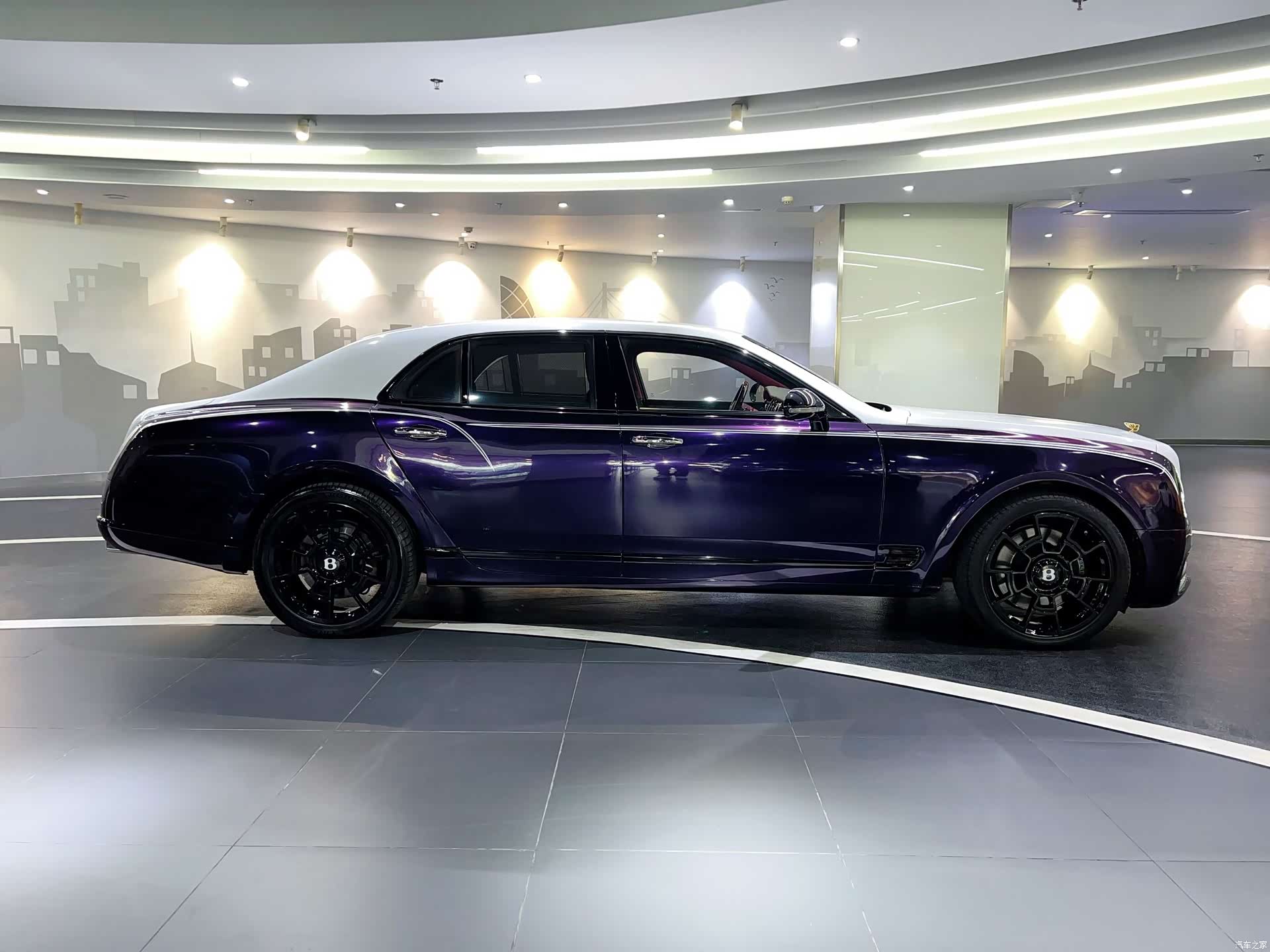Bentley Mulsanne, 2012 7
