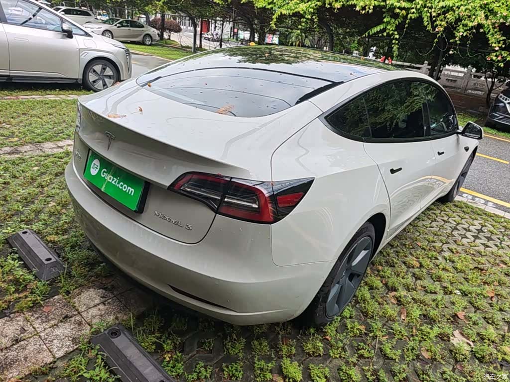 Tesla Model 3, 2023 7
