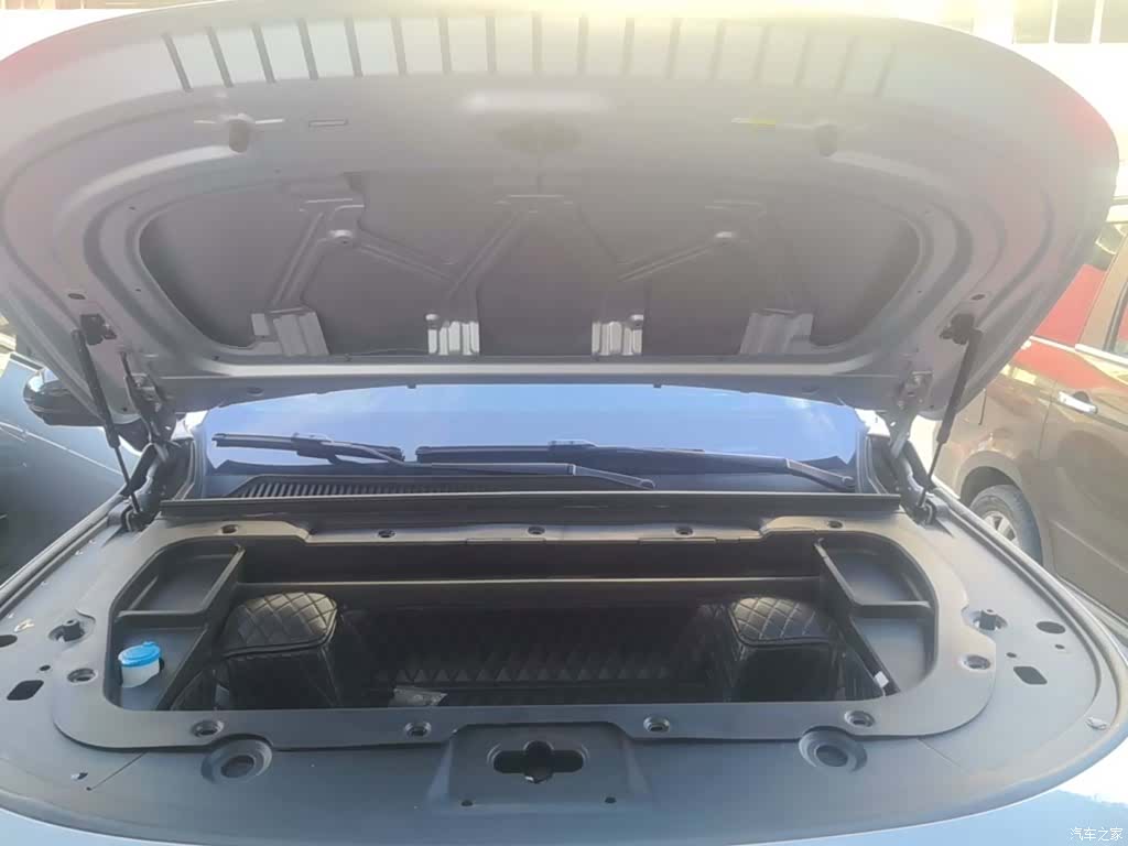 Leapmotor C16, 2025 20