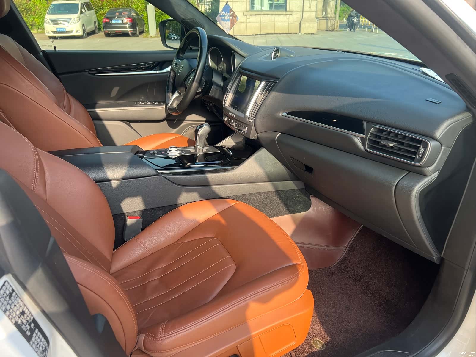 Maserati Levante, 2018 6
