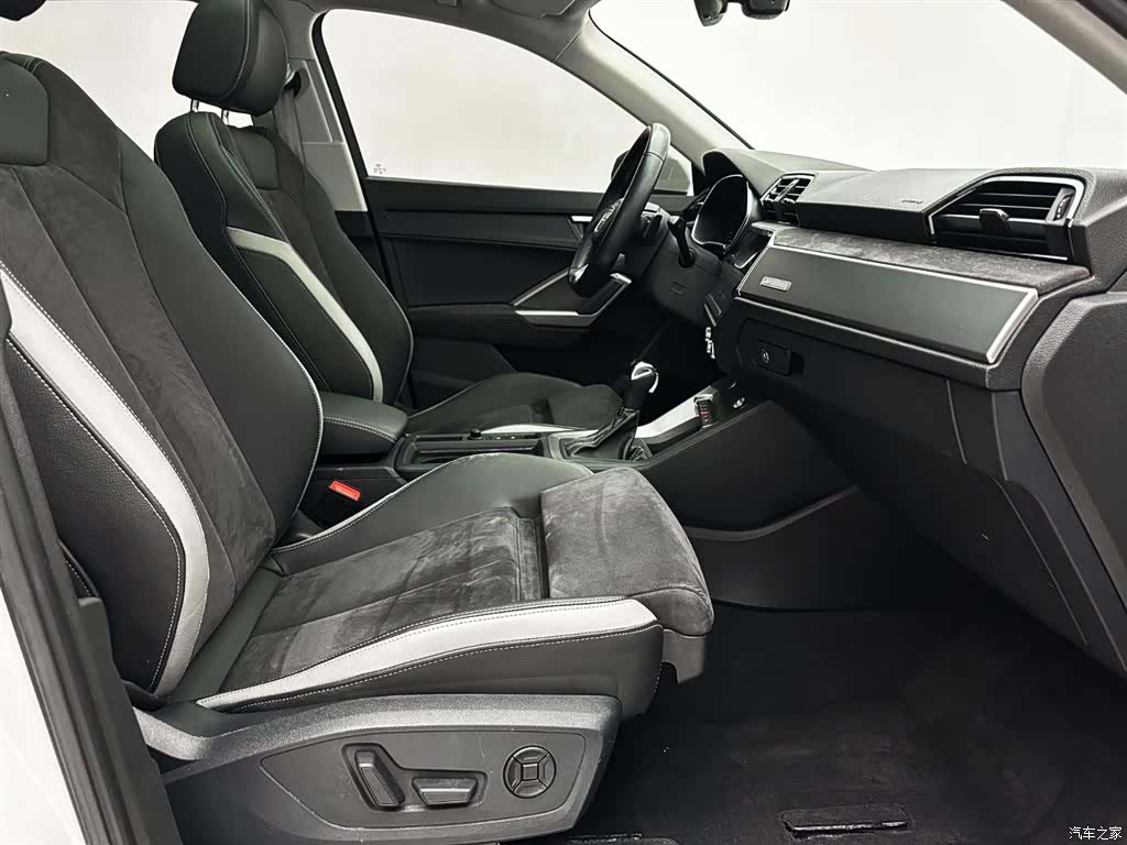 Audi Q3, 2022 20