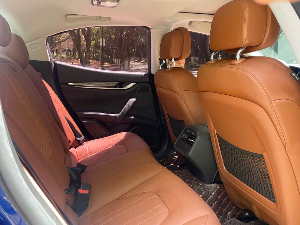 Maserati Ghibli Maserati Ghibli