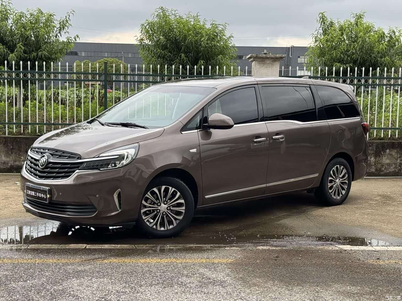 Buick GL8, 2022 1