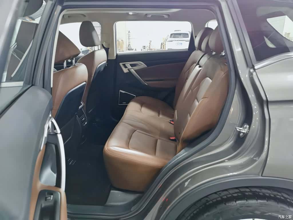 Geely Boyue, 2018 15