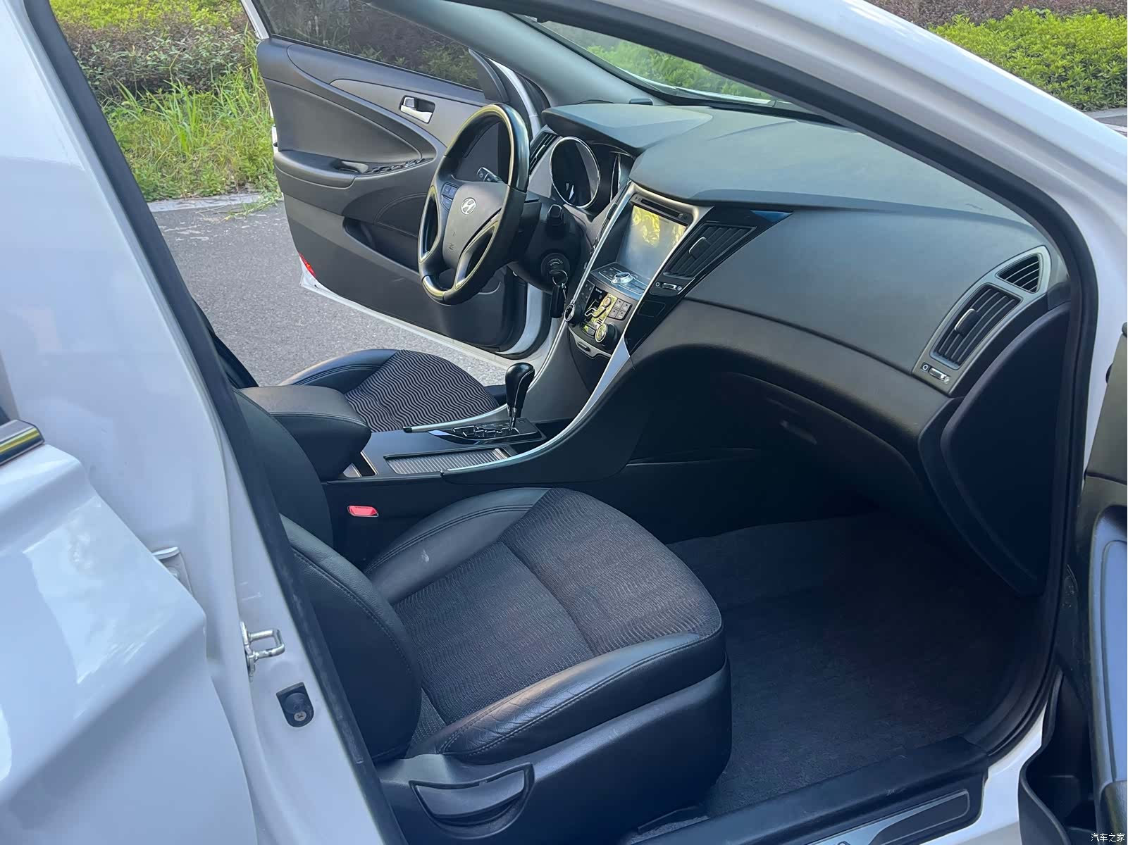 Hyundai Sonata, 2012 10