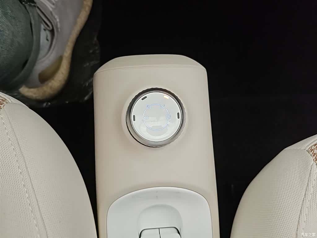 Wuling MINIEV, 2025 14