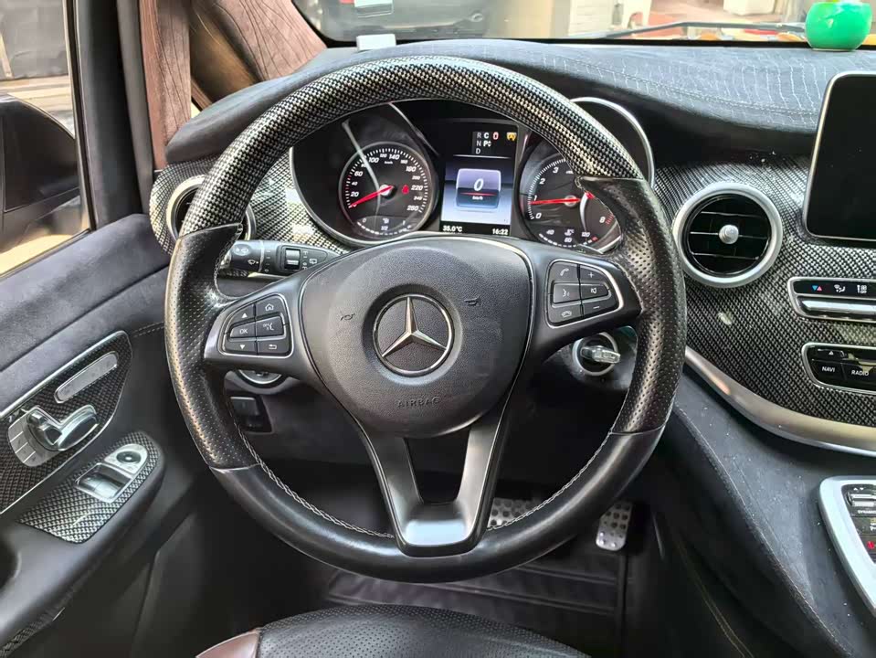 Mercedes-Benz V-class Mercedes-Benz V-class