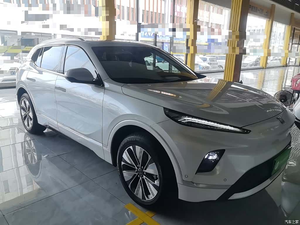 Buick E5, 2025 4