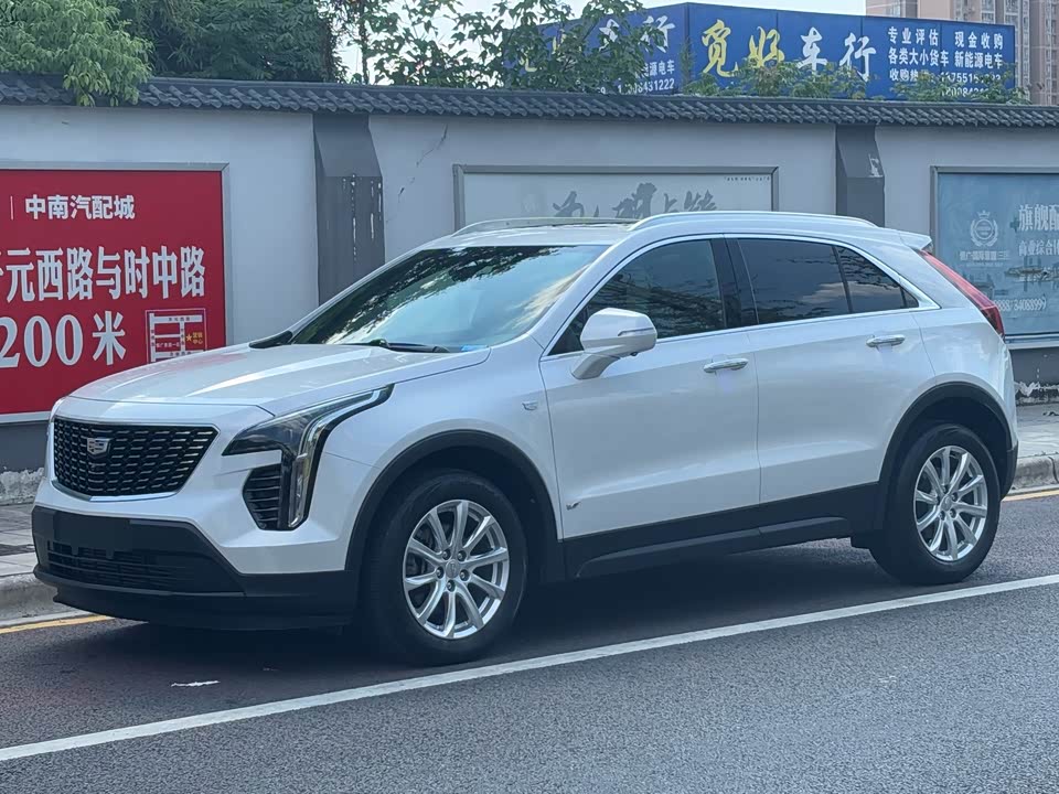 Cadillac XT4