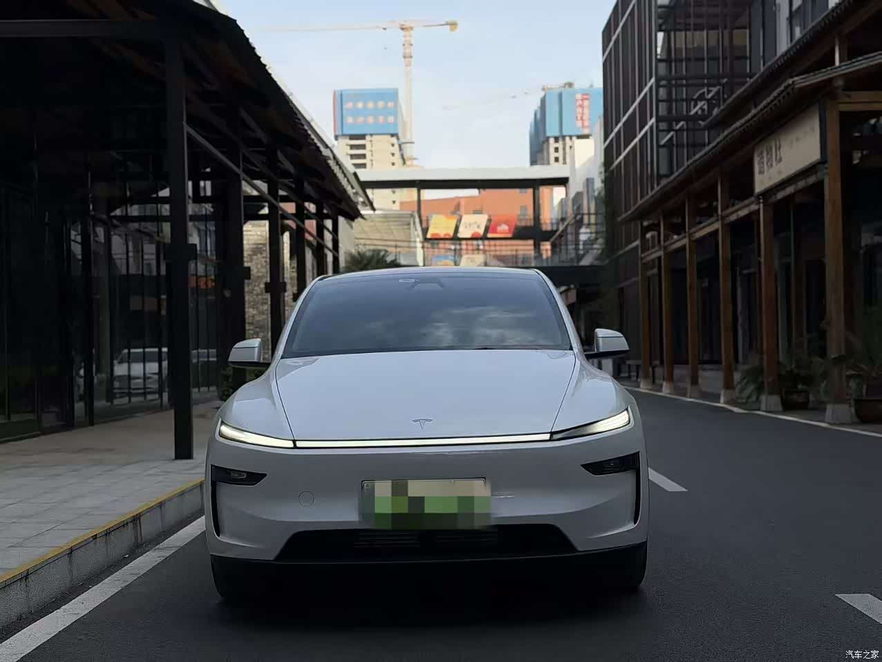 Tesla Model Y, 2025 2