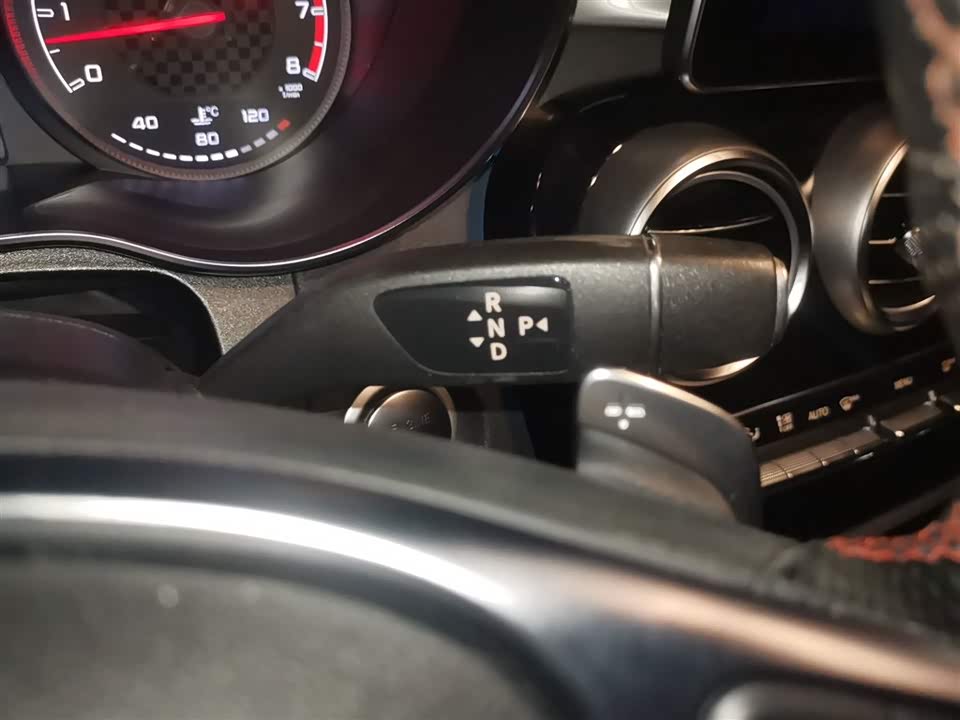 Mercedes-Benz GLC AMG