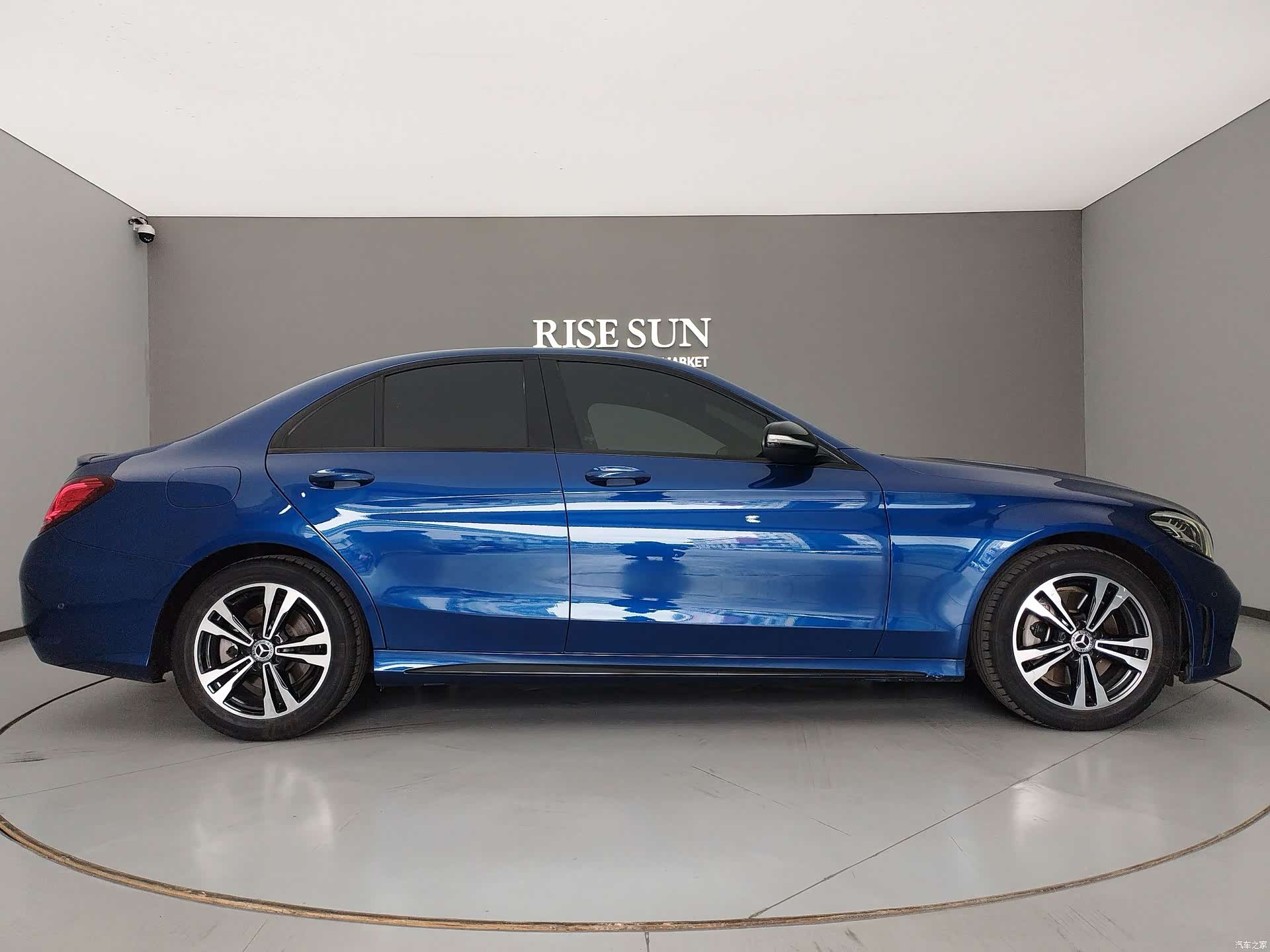 Mercedes-Benz C-Class, 2019 4