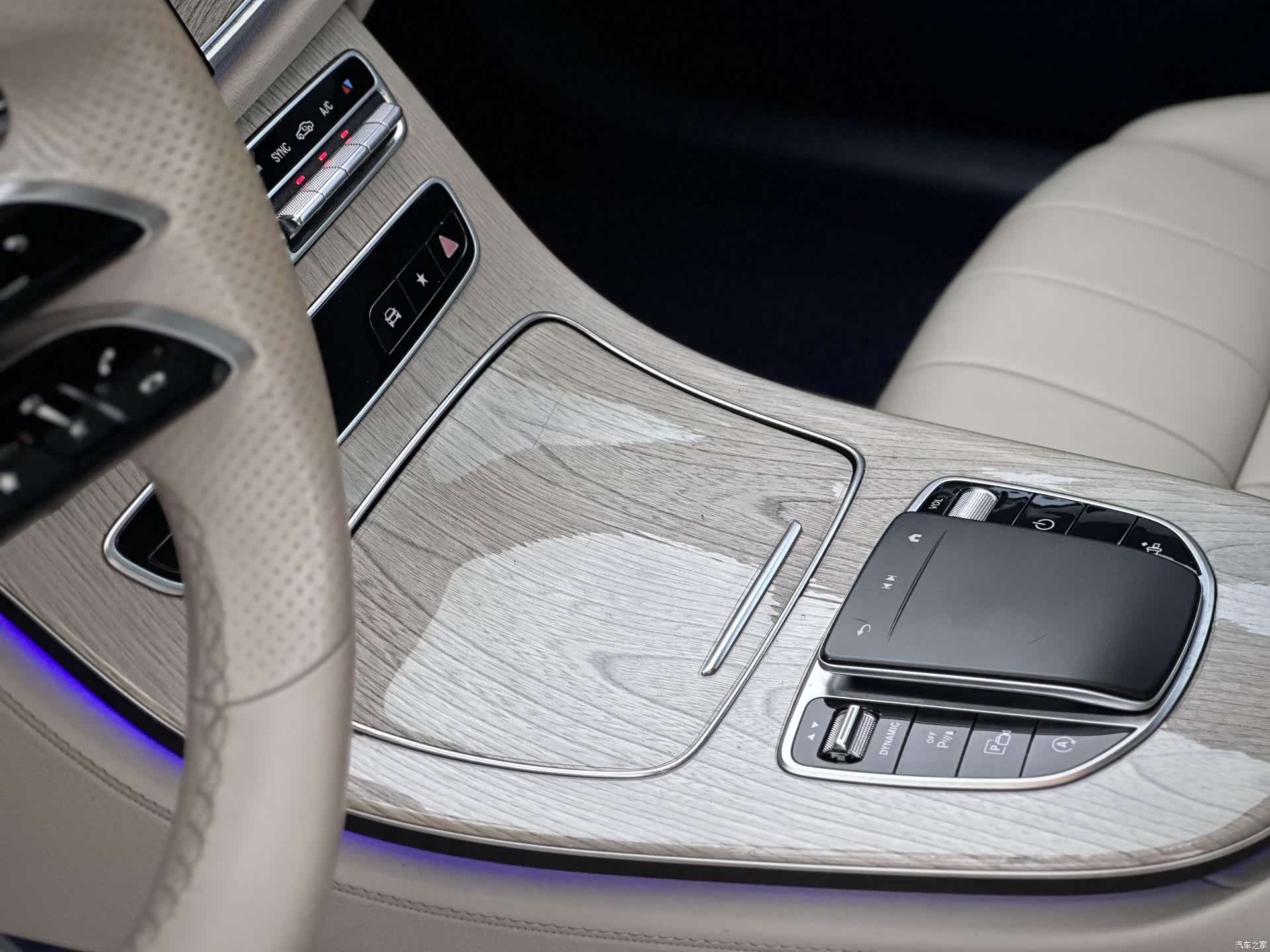 Mercedes-Benz E-Class, 2021 14