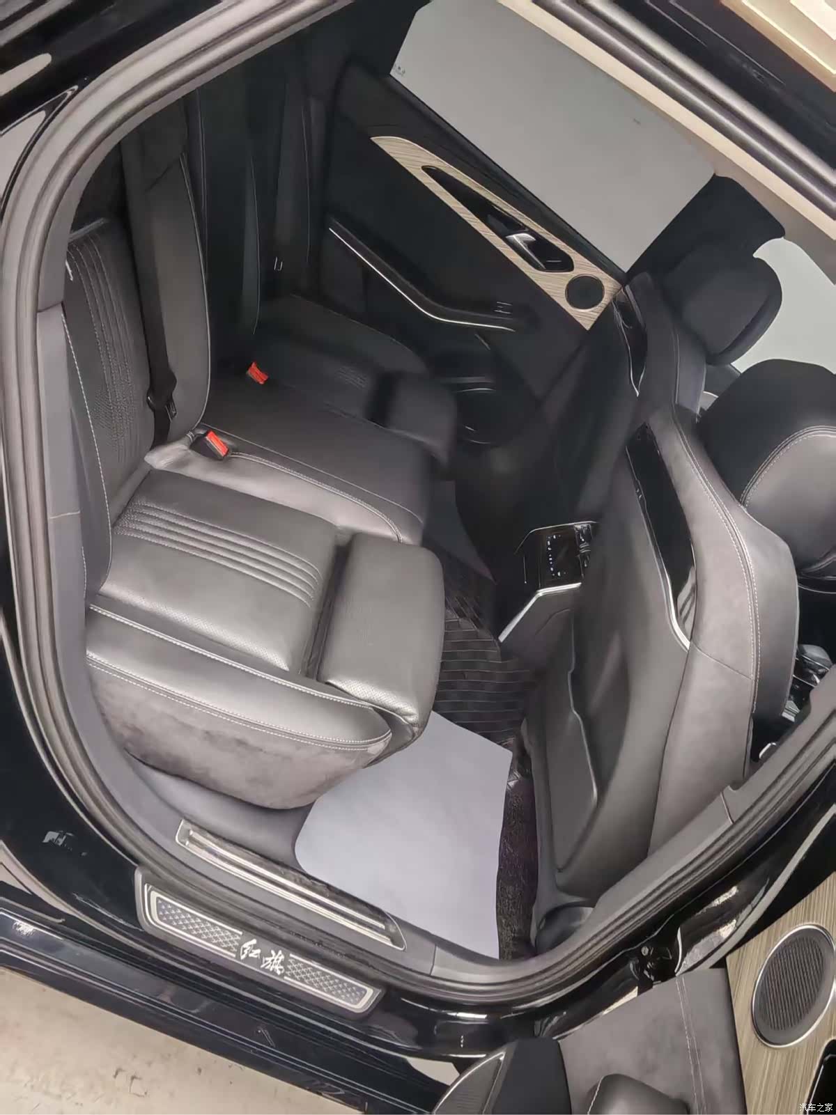 Hongqi H9, 2023 13