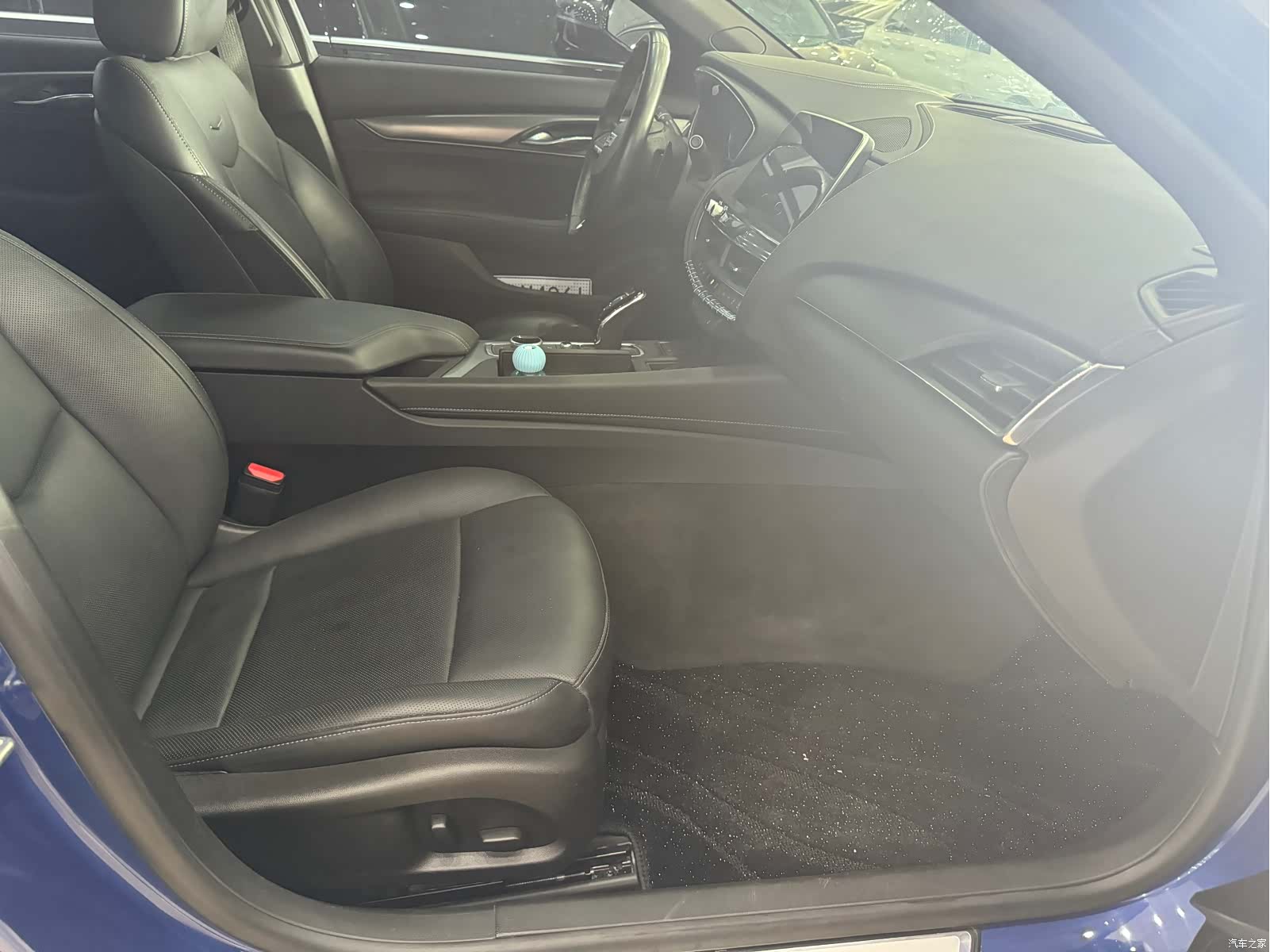 Cadillac CT5, 2021 4