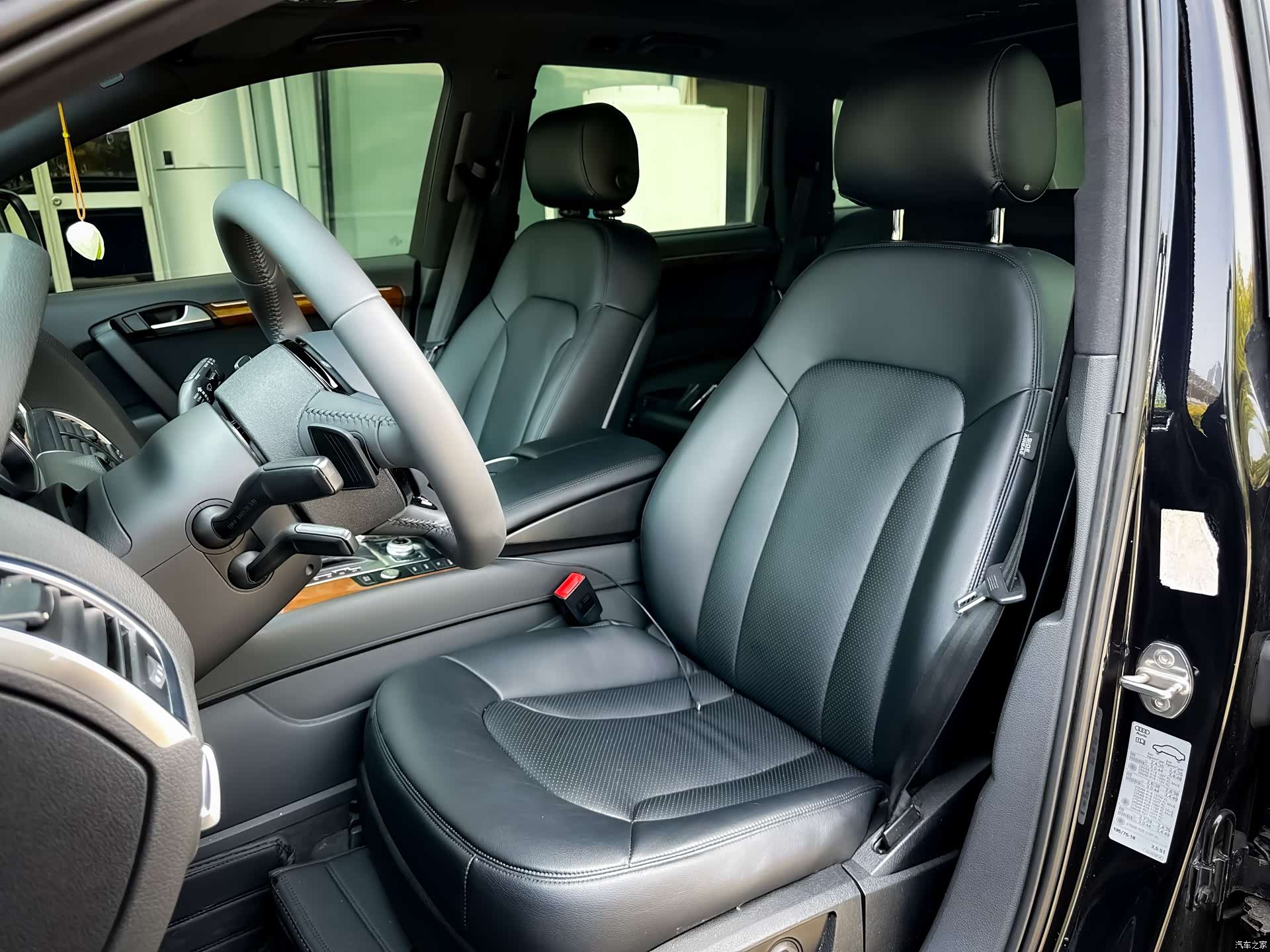 Audi Q7, 2014 10
