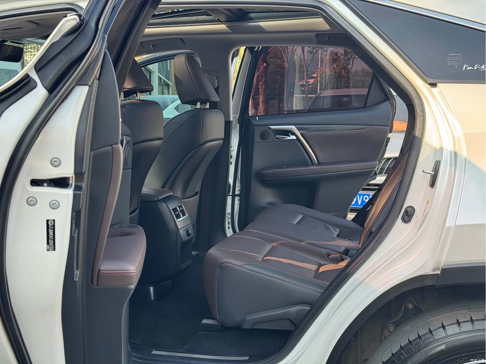 Lexus RX, 2018 9