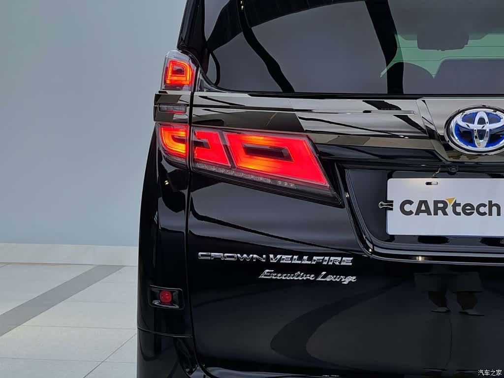 Toyota Vellfire, 2023 6