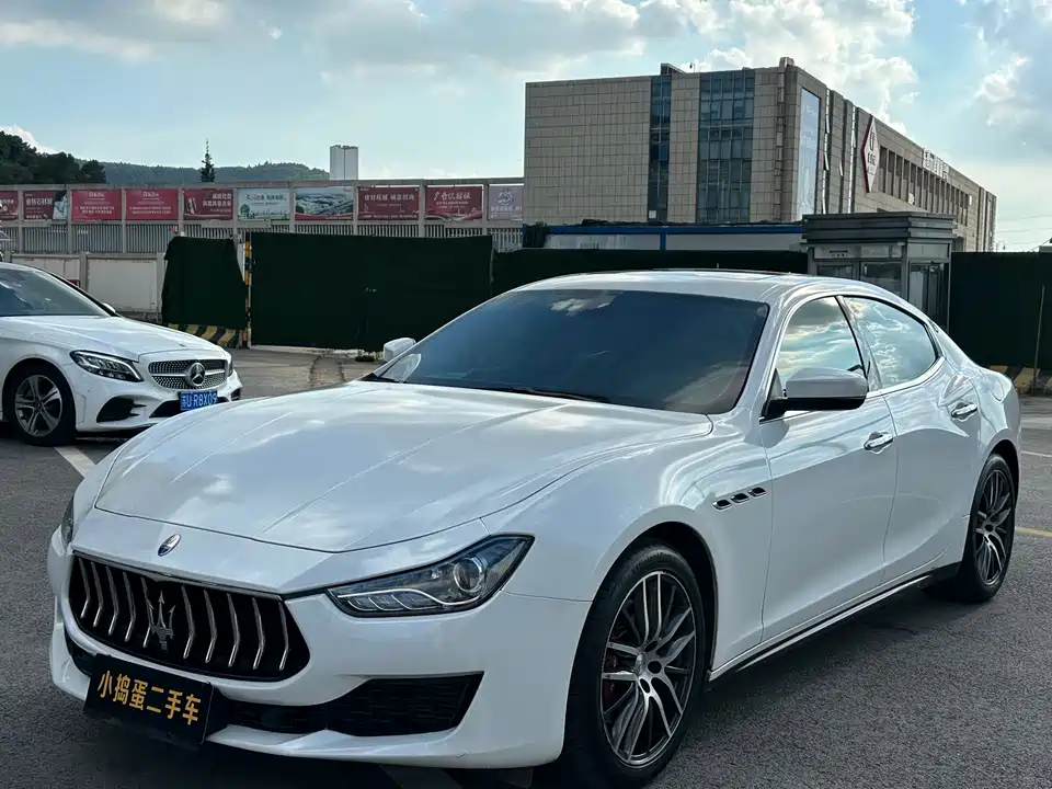 Maserati Ghibli Maserati Ghibli