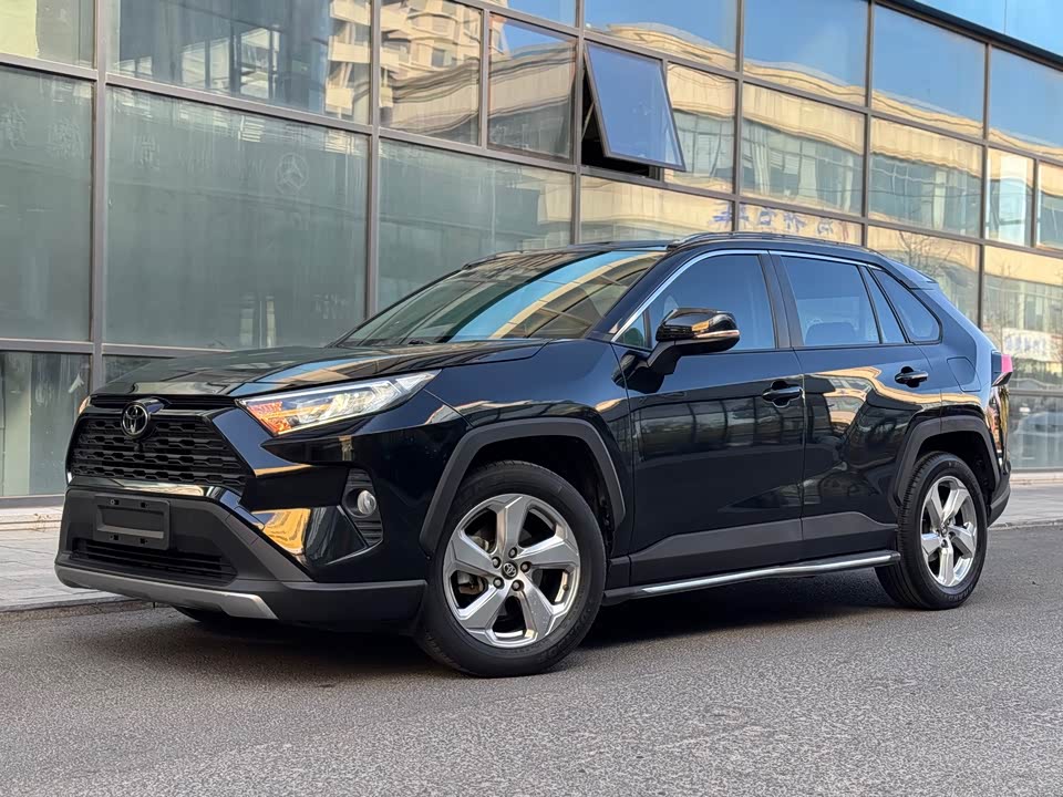 Toyota RAV4 Rongfang