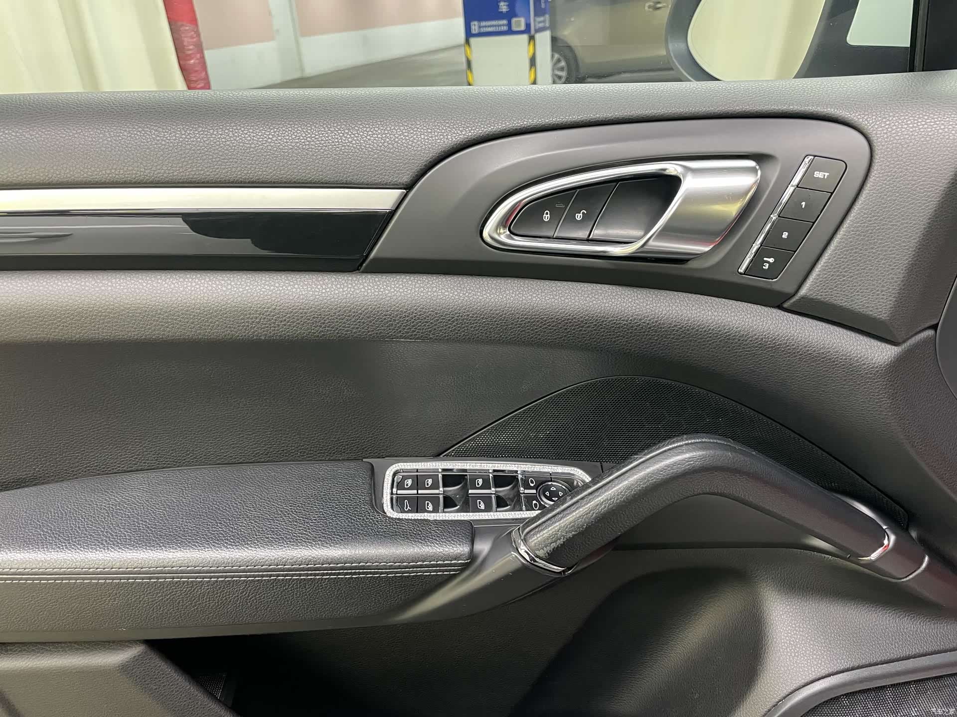 Porsche Cayenne, 2013 38