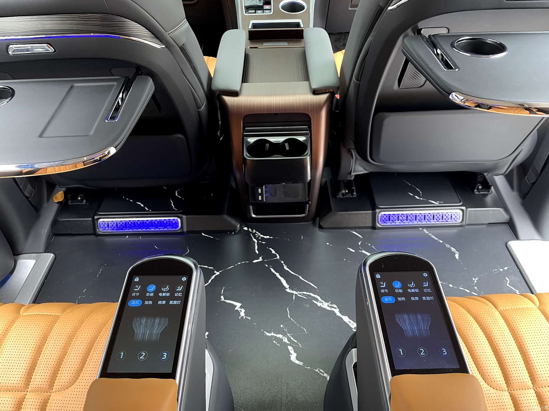 Toyota Sienna, 2025 19
