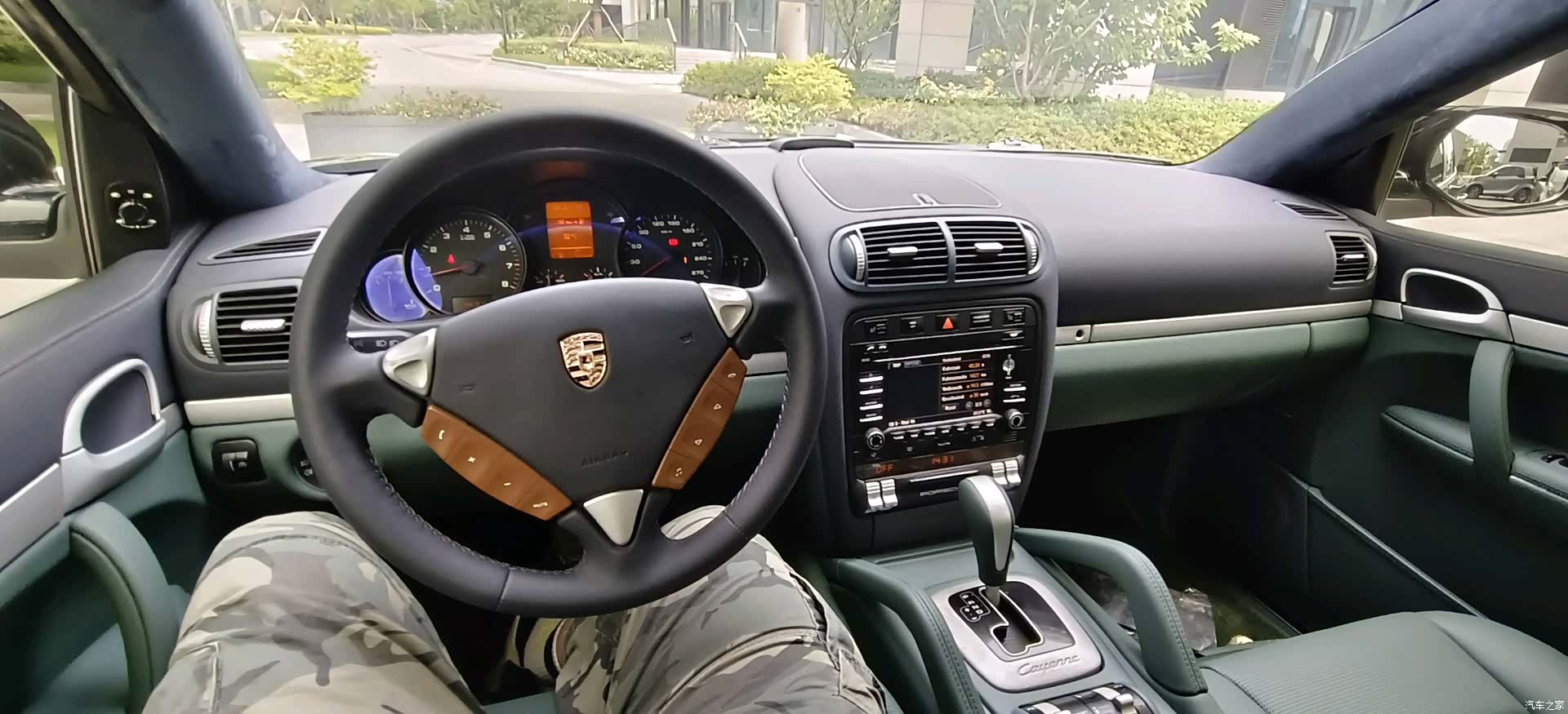 Porsche Cayenne, 2010 11