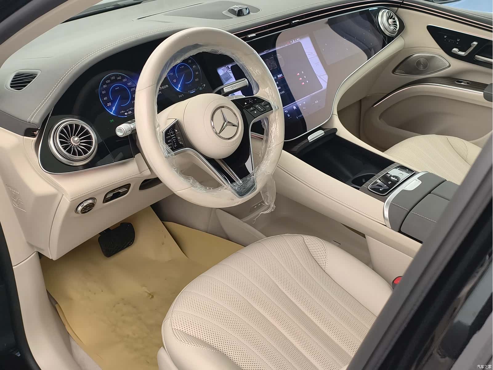 Mercedes-Benz EQS, 2026 10