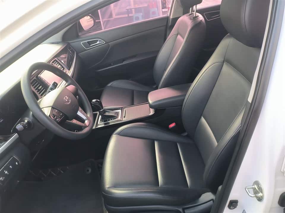 Hyundai Name picture