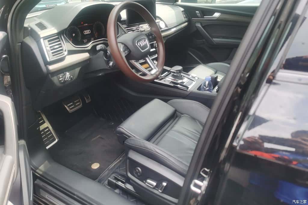 Audi Q5L, 2024 9