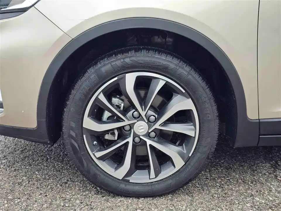 Geely Emgrand GS