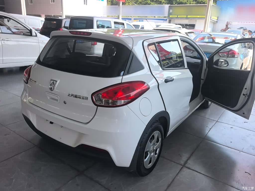 Wuling 310, 2017 7