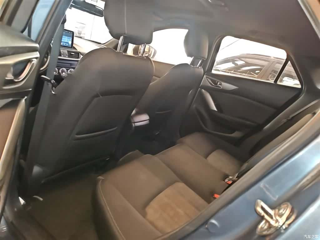Mazda CX-4, 2018 17