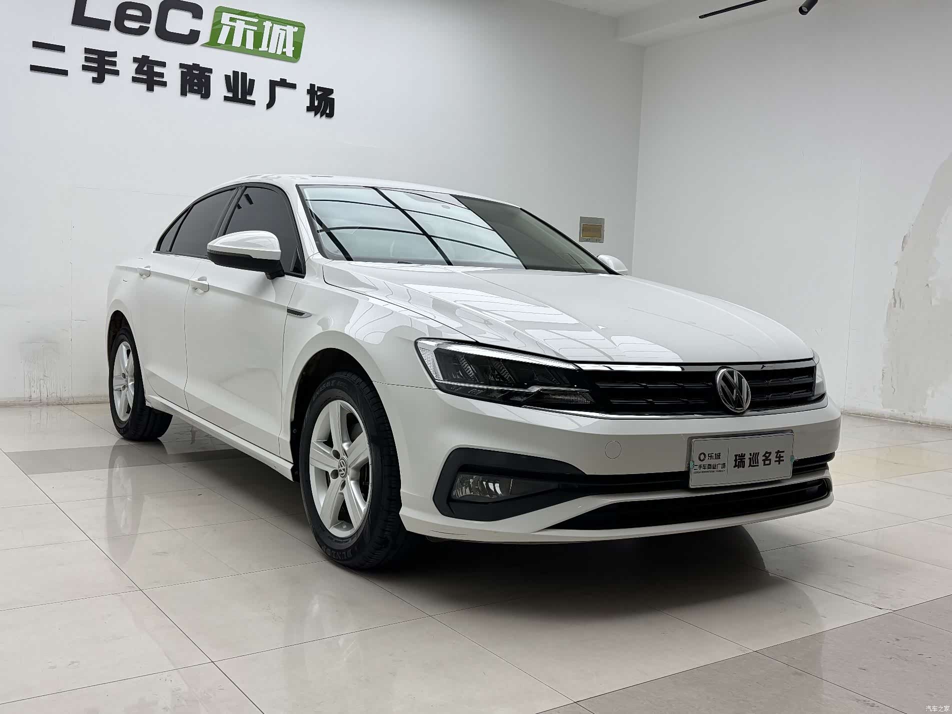 Volkswagen Lamando, 2021 3