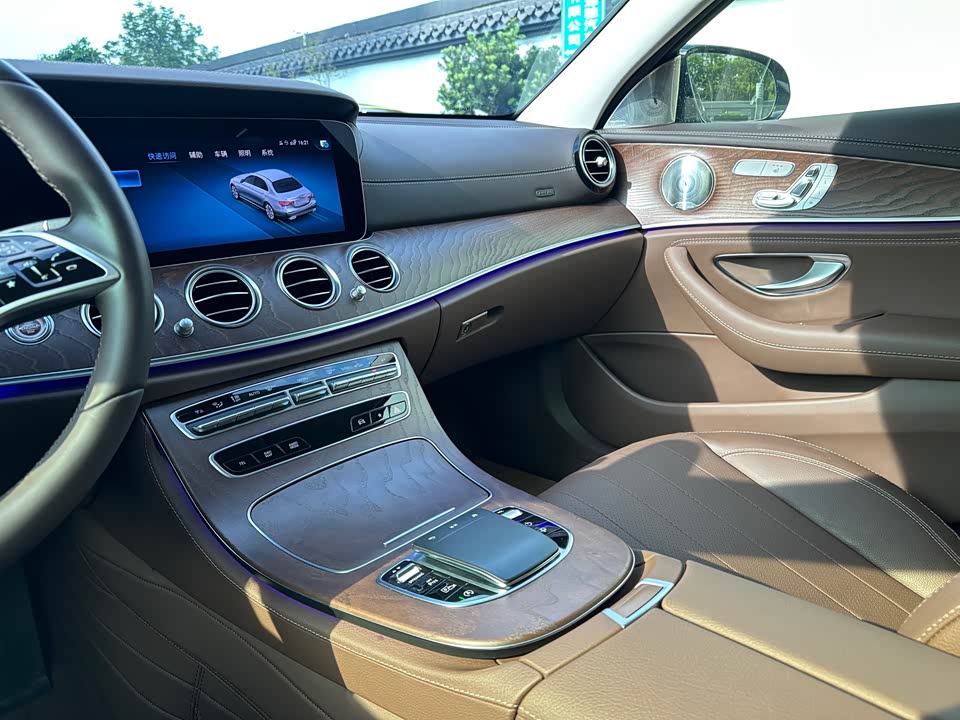 Mercedes-Benz E-class Mercedes-Benz E-class