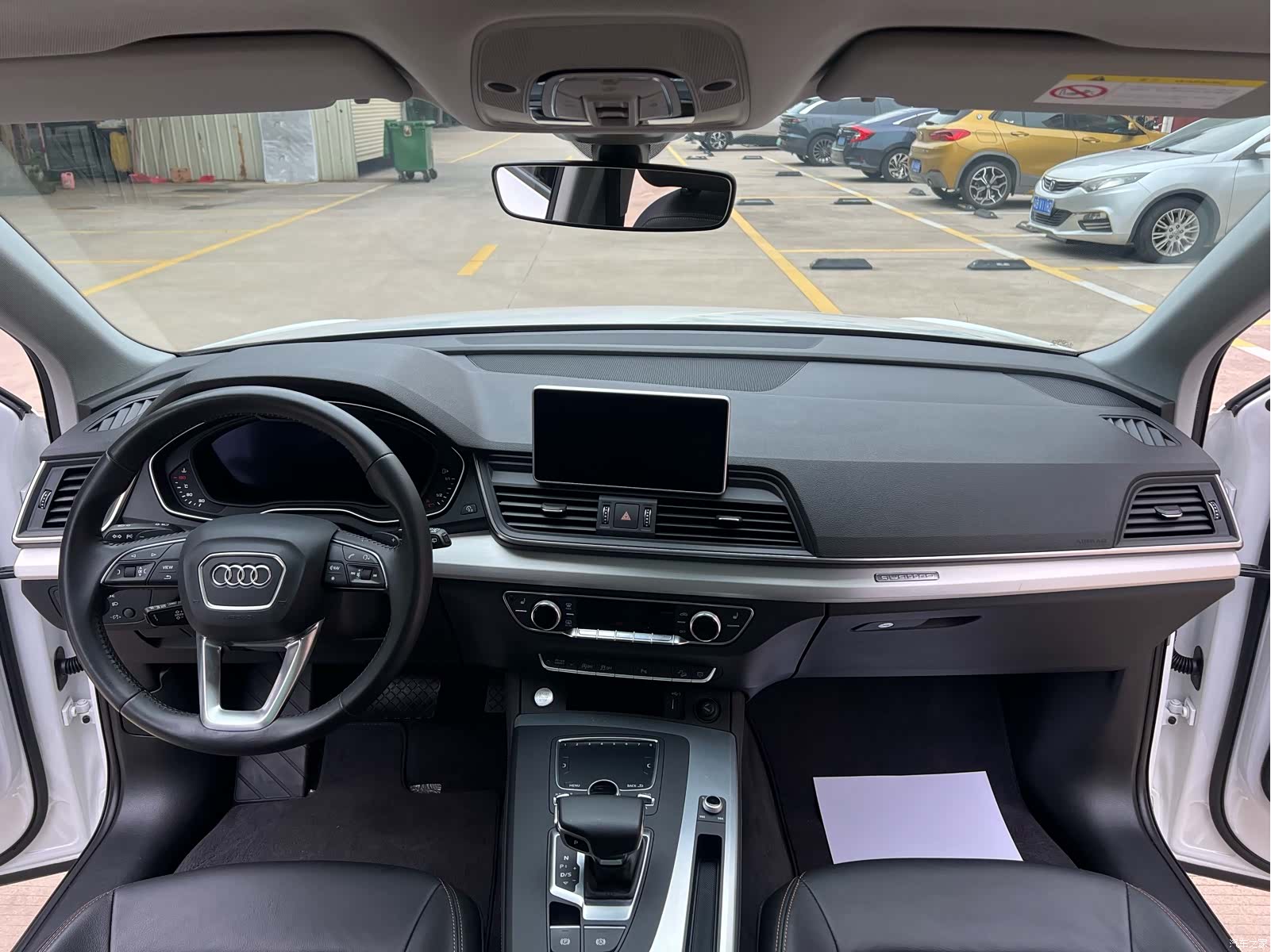 Audi Q5L, 2020 все фото
