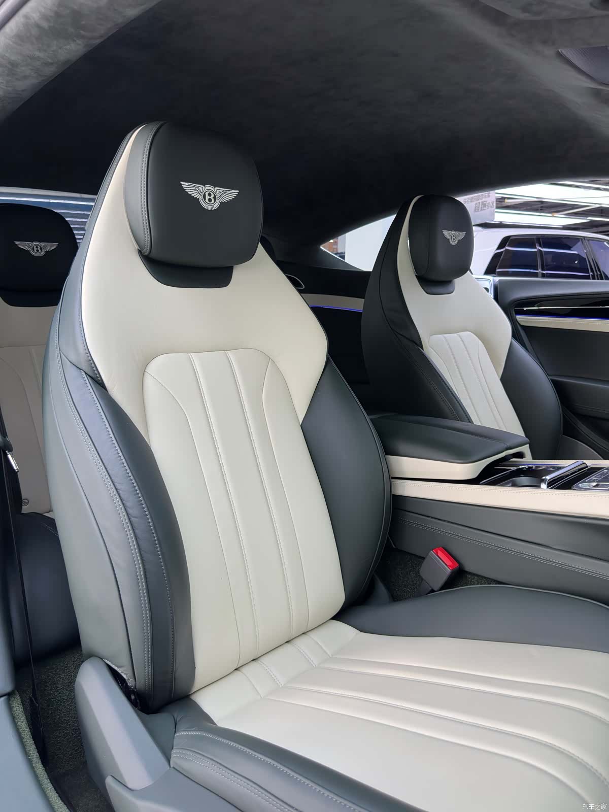 Bentley Continental GT, 2021 12