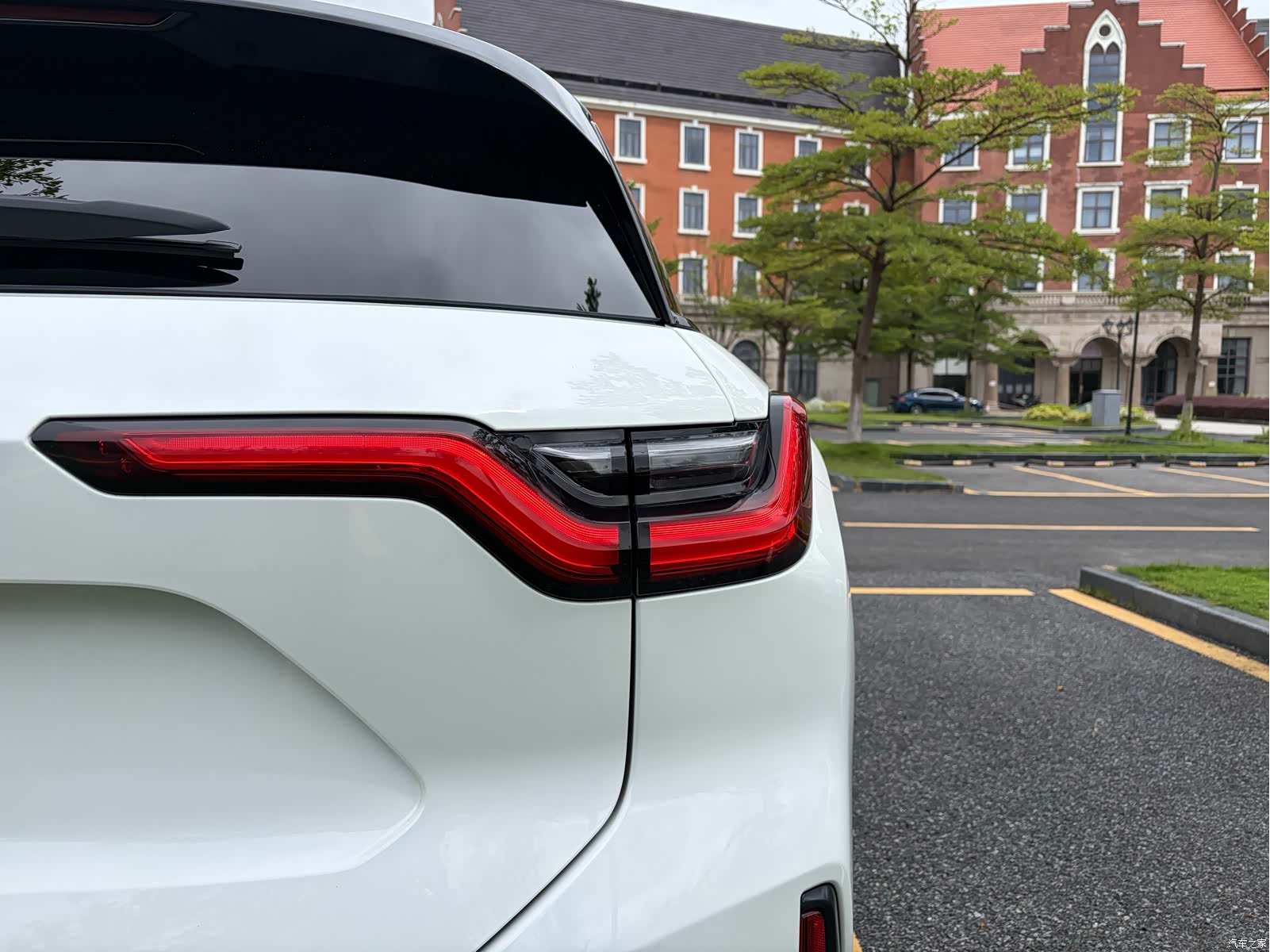 NIO ES6, 2021 10